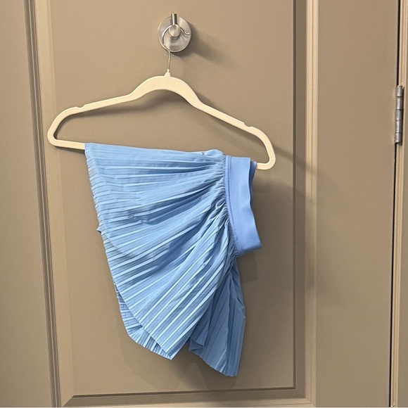 NWOT Lululemon Varsity Pleated High-Rise Tennis Skirt, Sinatra Blue - Picture 6 of 6